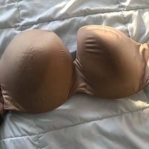 Lined, Strapless, Body by Victoria bra.